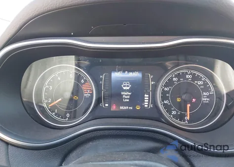 2019 Jeep Cherokee Latitude Fwd z USA, uszkodzony, nr VIN 1C4PJLCB6KD285213